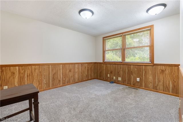 4548 3rd Street NW, Canton, OH 44708