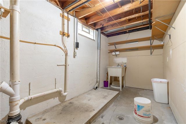 4548 3rd Street NW, Canton, OH 44708