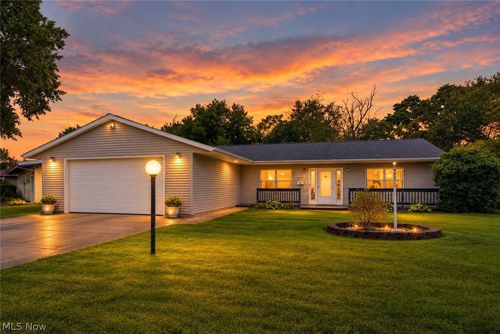4548 3rd Street NW, Canton, OH 44708