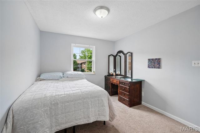 11717 Villa Dorado Drive, St Louis, MO 63146