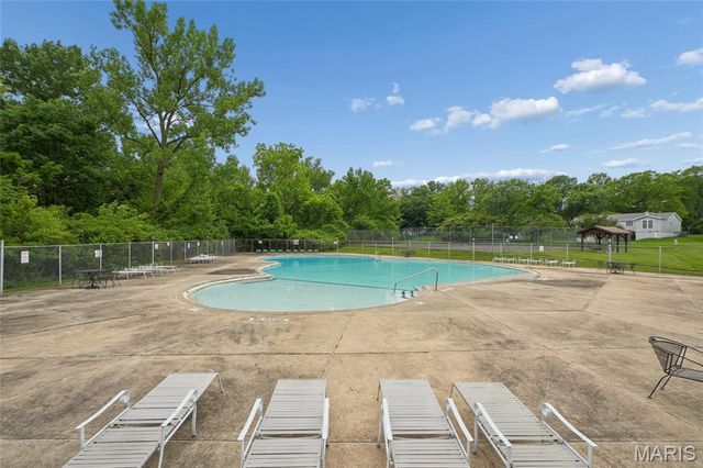 11717 Villa Dorado Drive, St Louis, MO 63146
