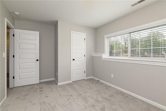 15418 Meyer Drive, Basehor, KS 66007