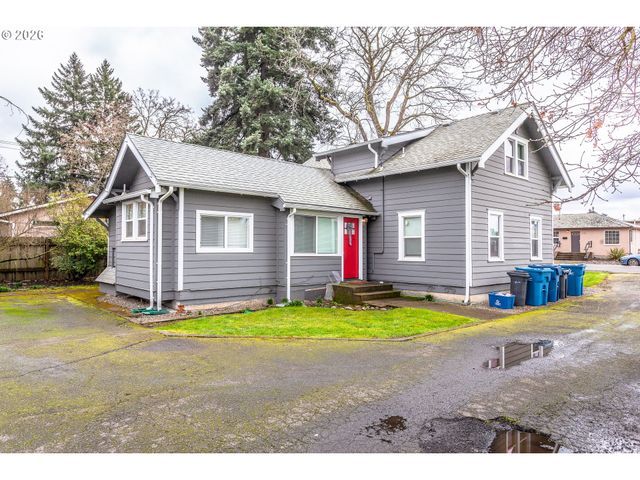 1385 HINES St, Salem, OR 97302