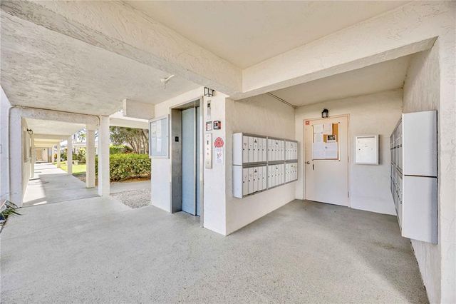 708 TAMIAMI TRAIL S 103, Venice, FL 34285