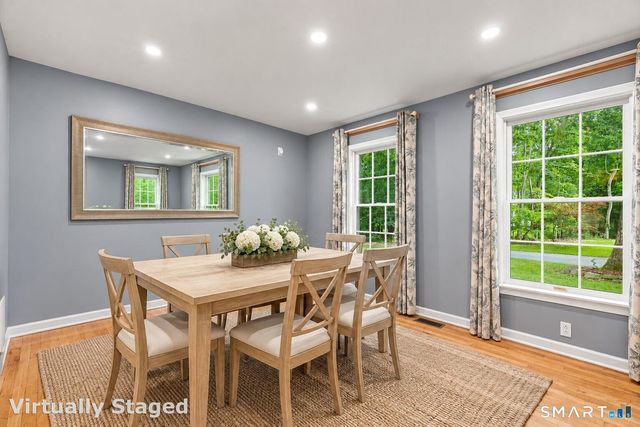 2 Myrica Way, Old Lyme, CT 06371