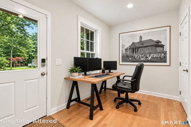 2 Myrica Way, Old Lyme, CT 06371