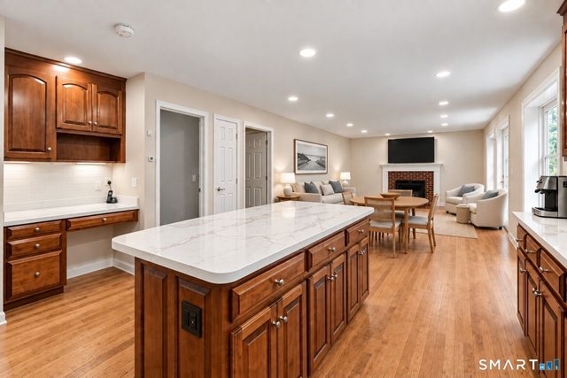 2 Myrica Way, Old Lyme, CT 06371