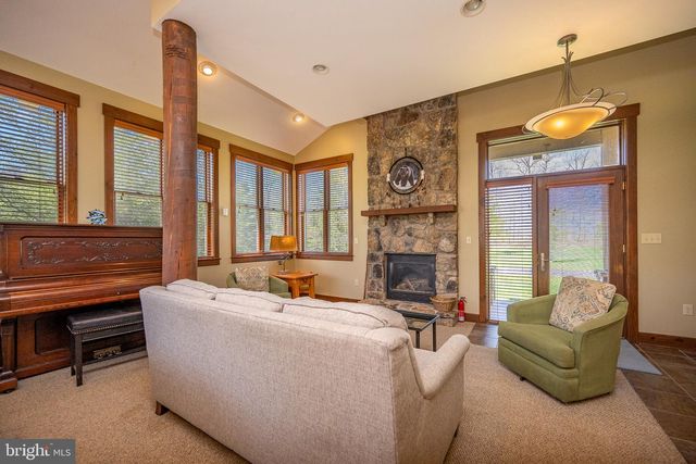 105 MOUNTAIN OVERLOOK COURT, Mc Henry, MD 21541