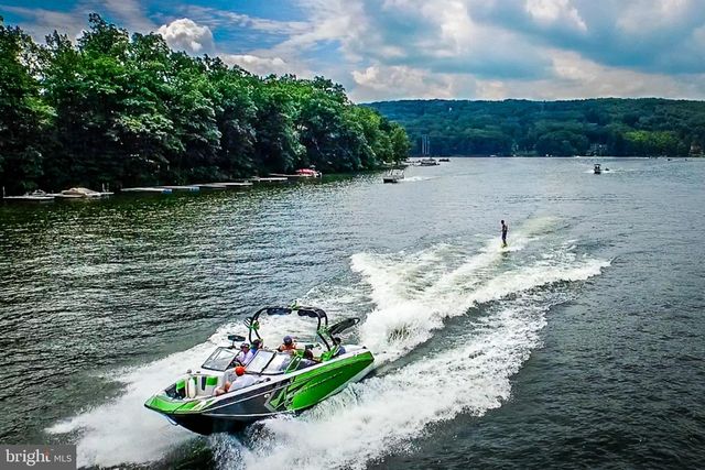 105 MOUNTAIN OVERLOOK COURT, Mc Henry, MD 21541