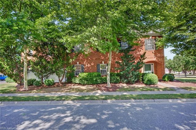 816 Great Marsh AVE, Chesapeake, VA 23320