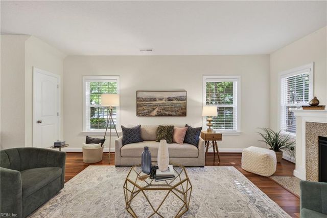 816 Great Marsh AVE, Chesapeake, VA 23320