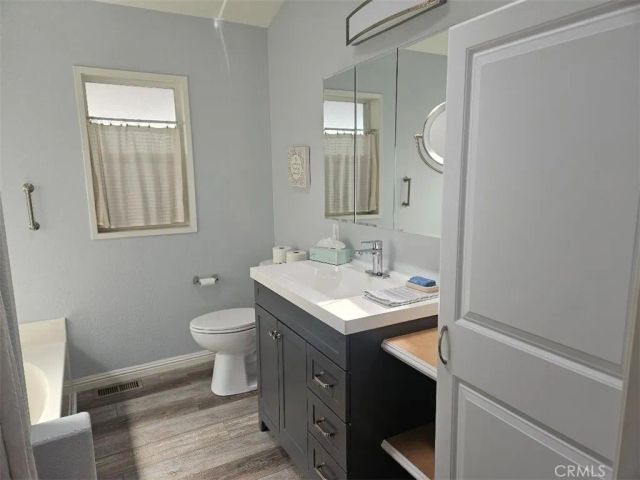 14851 Jeffrey Rd, SPC 142, Irvine, CA 92618