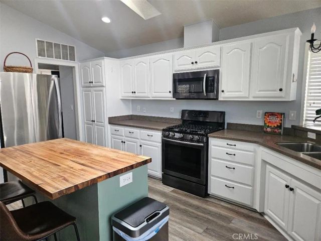 14851 Jeffrey Rd, SPC 142, Irvine, CA 92618
