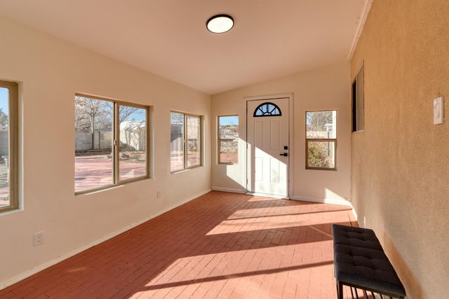 6332 Buenos Aires Place NW, Albuquerque, NM 87120