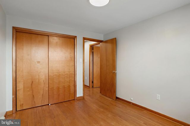 136 PAUL ST, Hanover, PA 17331