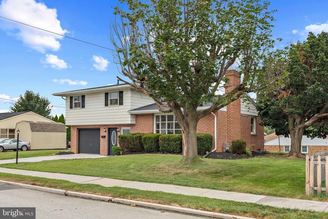 136 PAUL ST, Hanover, PA 17331
