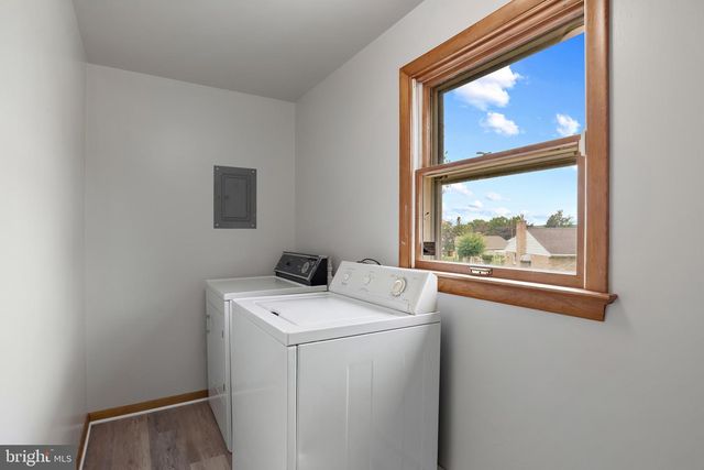136 PAUL ST, Hanover, PA 17331