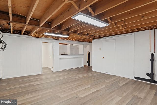 136 PAUL ST, Hanover, PA 17331