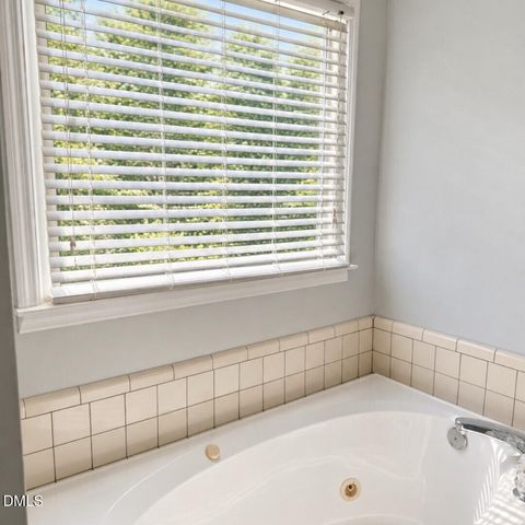7799 Trappers Road, Fayetteville, NC 28311