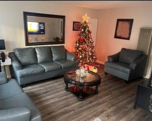 17920 Schoenborn Street, Northridge, CA 91325