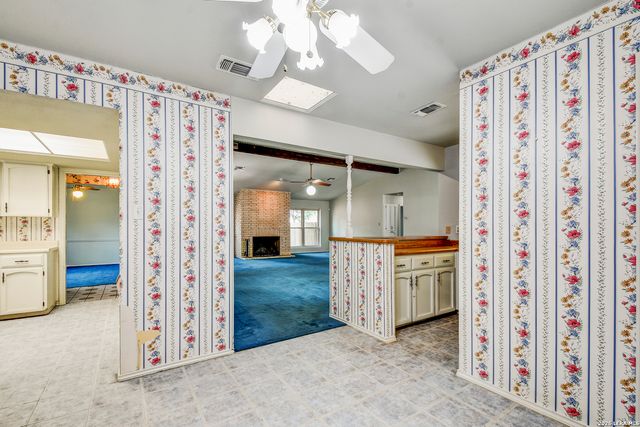 2818 Oak Leigh, San Antonio, TX 78232