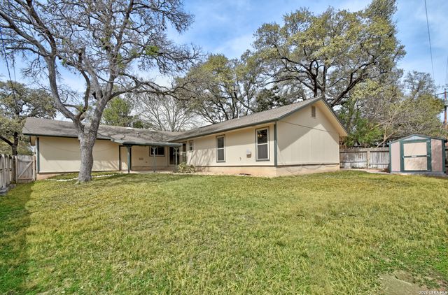 2818 Oak Leigh, San Antonio, TX 78232