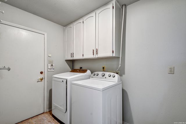 2818 Oak Leigh, San Antonio, TX 78232