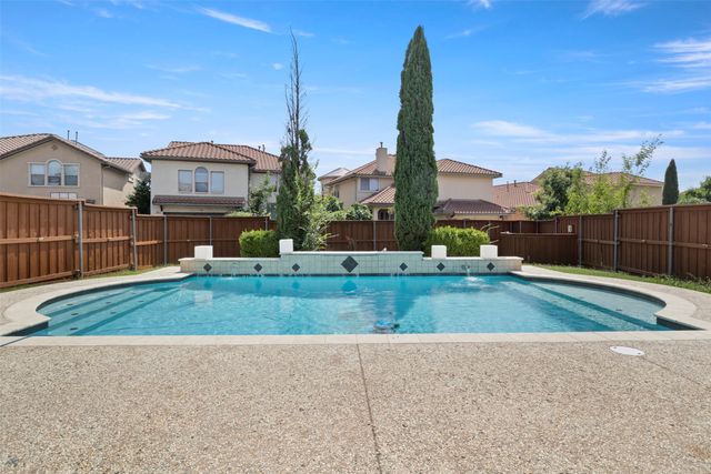 6811 San Fernando, Irving, TX 75039