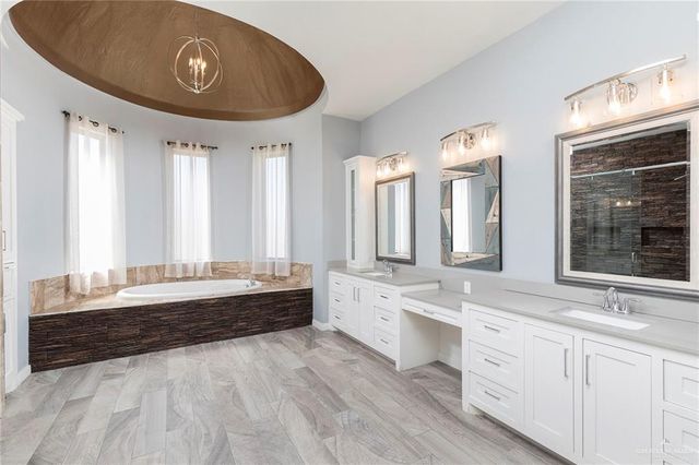 3004 Cuarzo Street, Edinburg, TX 78539