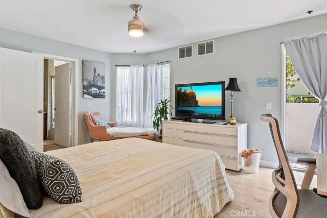 1733 Malcolm, Los Angeles, CA 90024