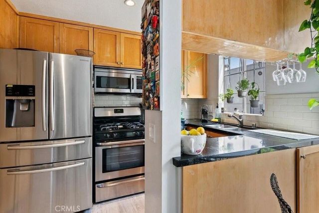 1733 Malcolm, Los Angeles, CA 90024