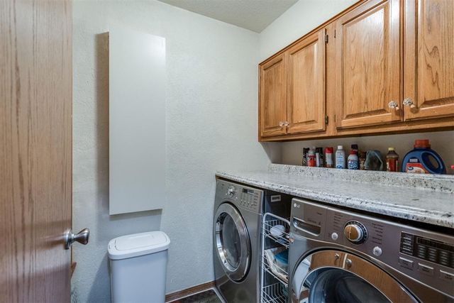 1705 Park View Place, Edmond, OK 73003