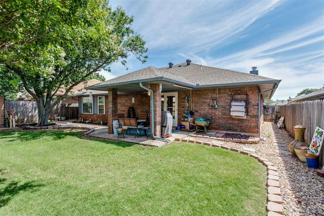 1705 Park View Place, Edmond, OK 73003