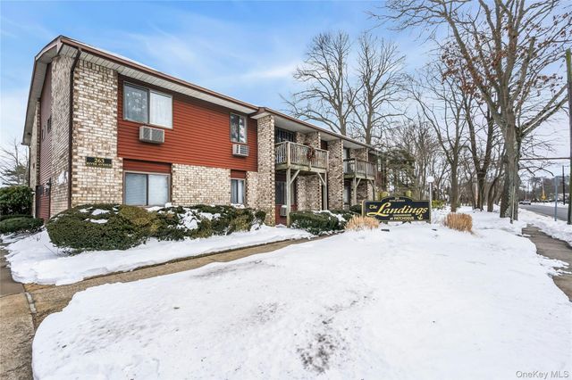 263 River Avenue 16AU, Patchogue, NY 11772