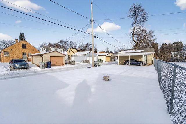 5137 N 66th STREET, Milwaukee, WI 53218