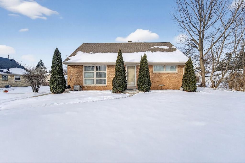 5137 N 66th STREET, Milwaukee, WI 53218