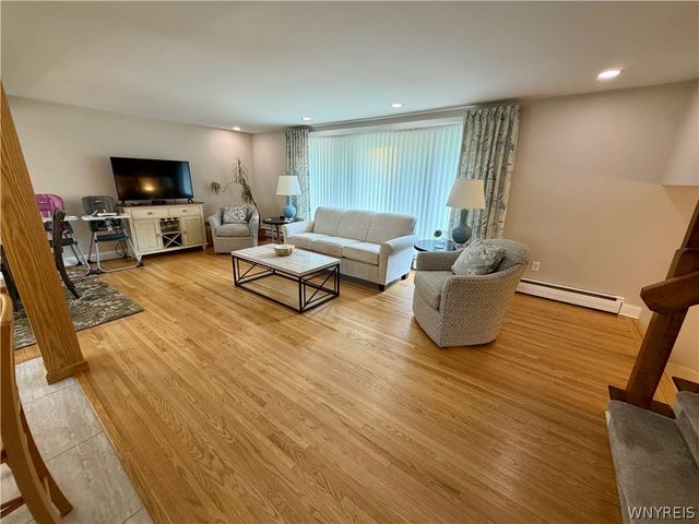 95 Cindy Drive, Amherst, NY 14221