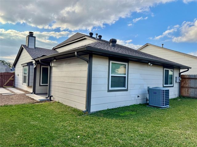 7116 Goldendale Court, Cypress, TX 77433