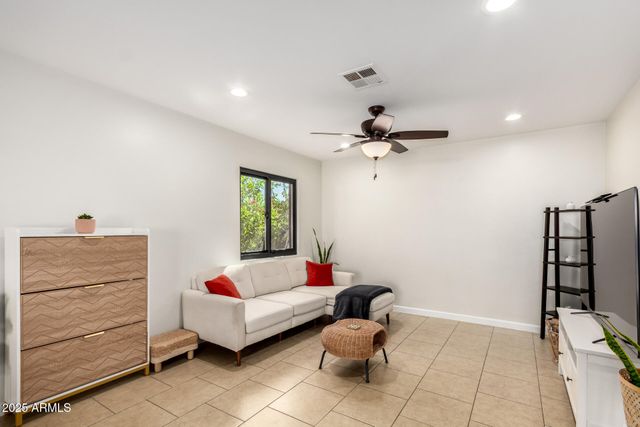 2014 N 18TH Street, Phoenix, AZ 85006