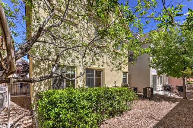 9209 DALMAHOY Place, Las Vegas, NV 89145