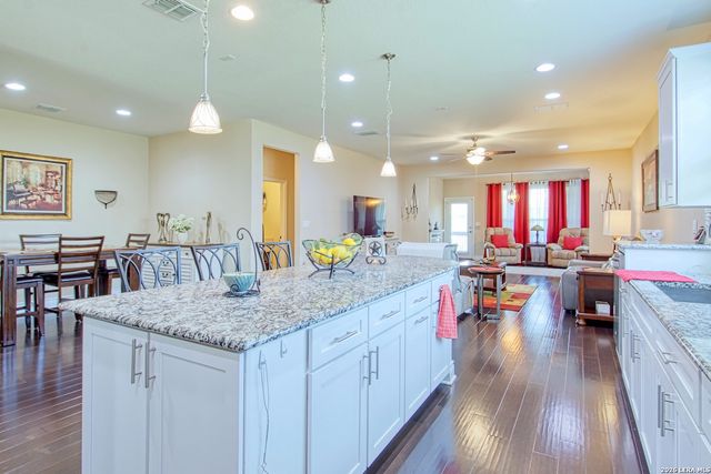 13107 Easter Island, San Antonio, TX 78253