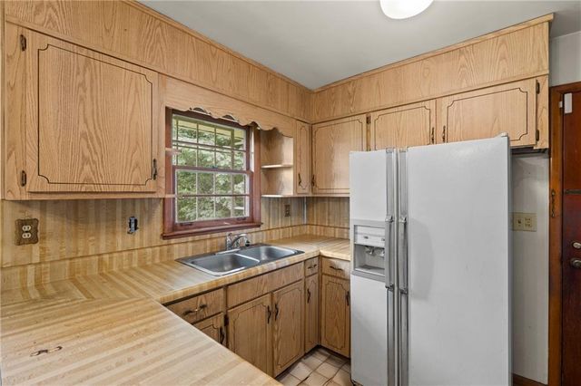 4097 Gladesworth Lane, Decatur, GA 30035
