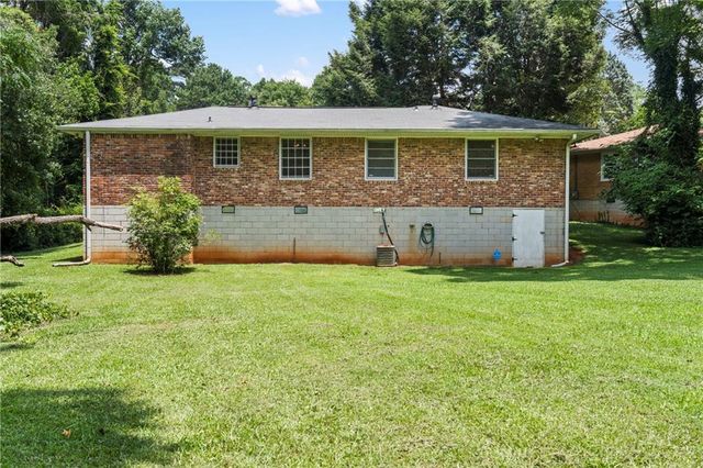 4097 Gladesworth Lane, Decatur, GA 30035