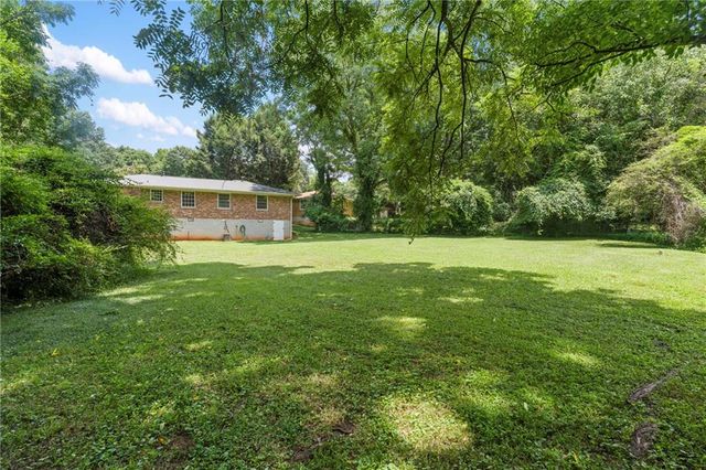 4097 Gladesworth Lane, Decatur, GA 30035