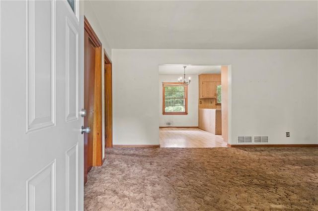 4097 Gladesworth Lane, Decatur, GA 30035
