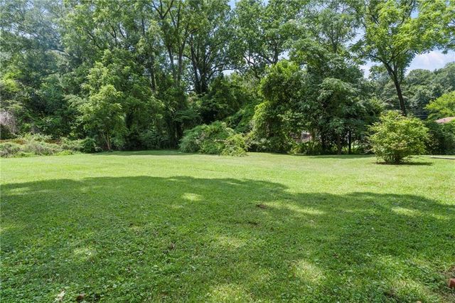 4097 Gladesworth Lane, Decatur, GA 30035