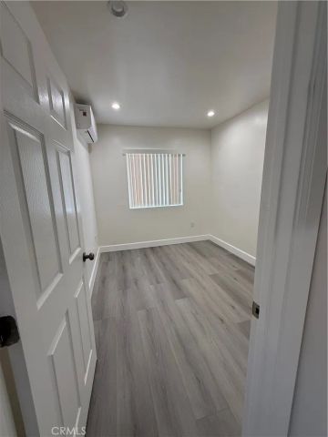 9011 Oneida, Sun Valley, CA 91352