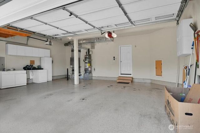 23914 231st Place SE, Maple Valley, WA 98038