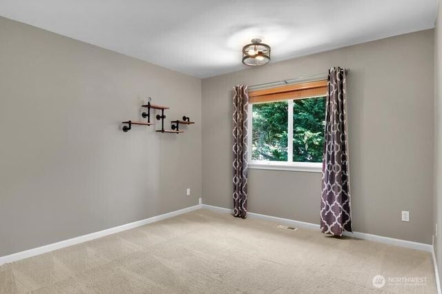 23914 231st Place SE, Maple Valley, WA 98038