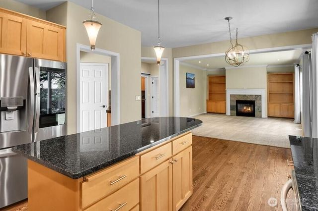 23914 231st Place SE, Maple Valley, WA 98038